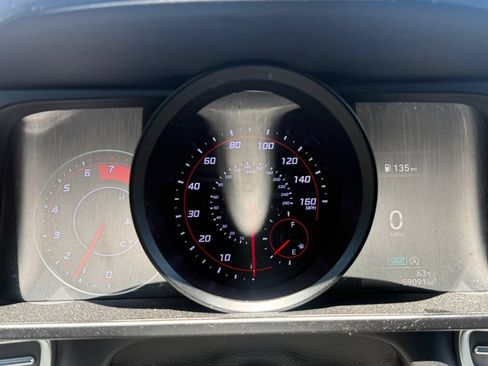 Used 2021 Hyundai Elantra SE FWD image 4