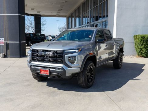 New 2026 GMC Canyon Elevation w/ Convenience Package image 3