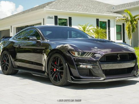Used 2022 Ford Mustang Shelby GT500 w/ Technology Package image 12