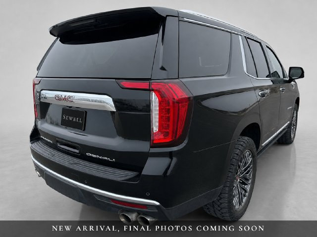 Used 2021 GMC Yukon Denali w/ Denali Premium Package AWD/4WD image 4