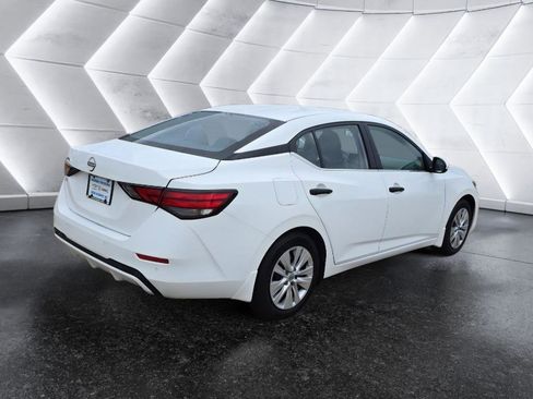 Used 2024 Nissan Sentra S image 5