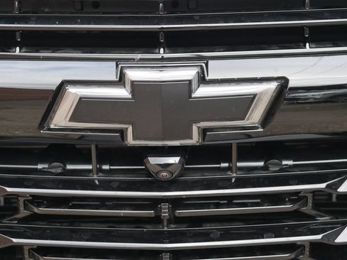 New 2026 Chevrolet Suburban RST w/ RST Capability Package AWD/4WD image 46