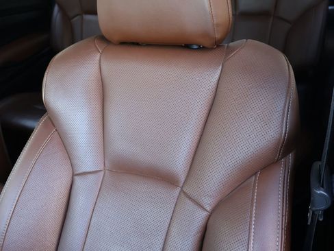 Used 2022 Subaru Ascent Touring w/ Popular Package #2A image 22