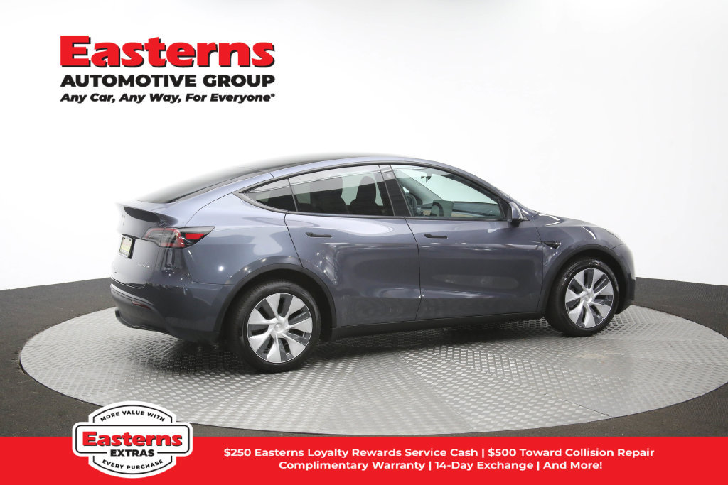Used 2023 Tesla Model Y Long Range AWD/4WD image 38
