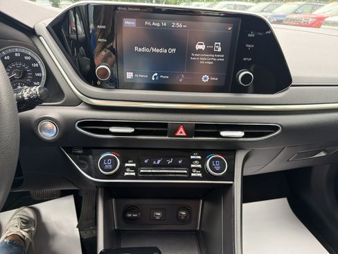 Certified 2022 Hyundai Sonata SEL FWD image 17