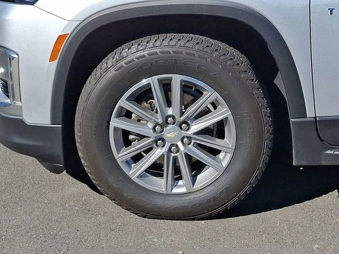 Used 2022 Chevrolet Traverse LT AWD/4WD image 8