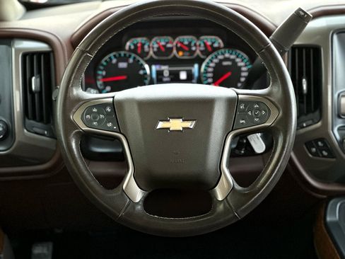 Used 2019 Chevrolet Silverado 2500 High Country w/ Duramax Plus Package image 18