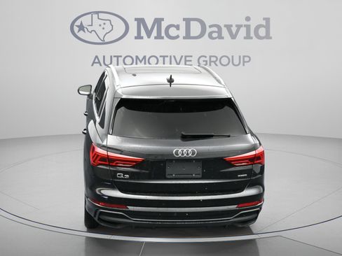 Used 2024 Audi Q3 2.0T Premium Plus w/ Premium Plus Package AWD/4WD image 38