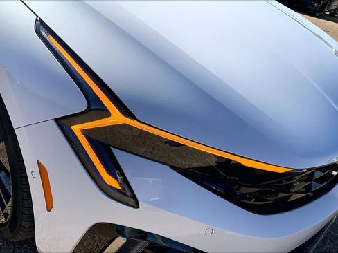 Certified 2026 Kia K5 GT w/ GT1 Package image 35