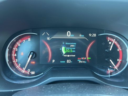 Used 2025 Toyota RAV4 XLE AWD/4WD image 21