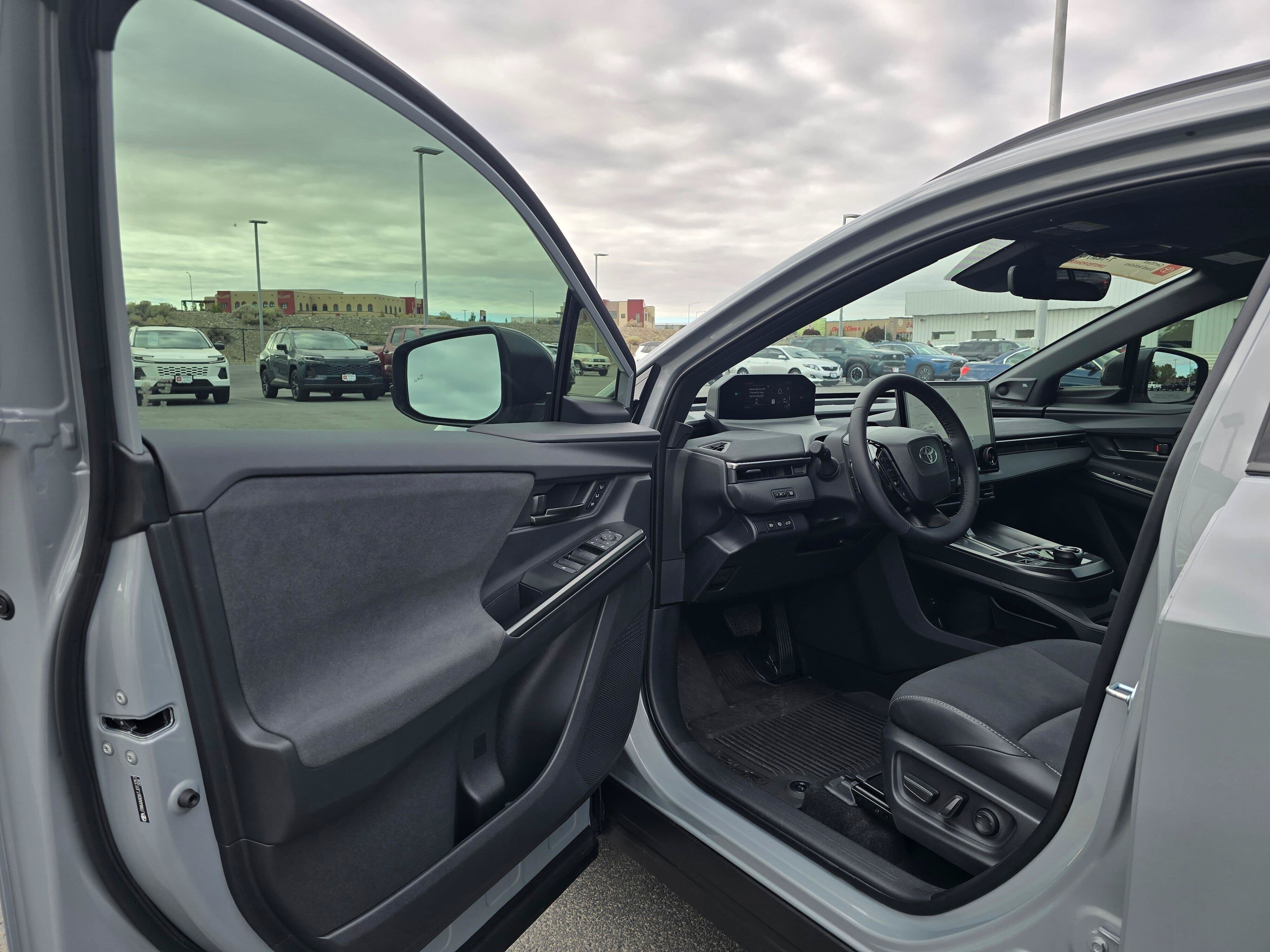Certified 2026 Toyota C-HR AWD/4WD image 17