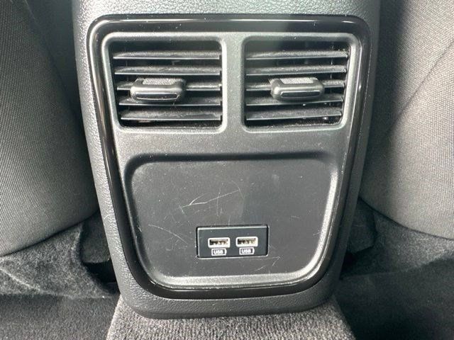 Used 2022 Dodge Charger SXT w/ Blacktop Package RWD image 31