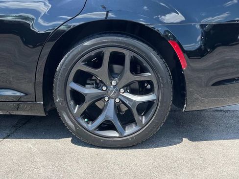 Used 2022 Chrysler 300 Touring L w/ Popular Equipment Group RWD image 14