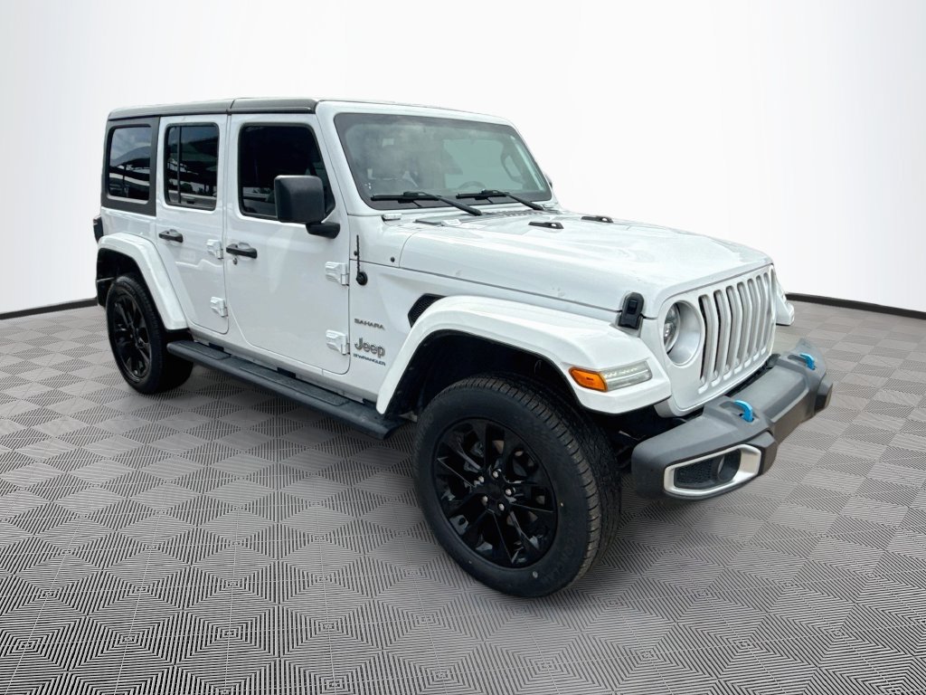 Certified 2023 Jeep Wrangler Unlimited Sahara w/ Cold Weather Group AWD/4WD image 4