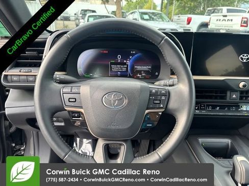 Used 2023 Toyota Crown w/ Carpet Mat Package (TMS) AWD/4WD image 19