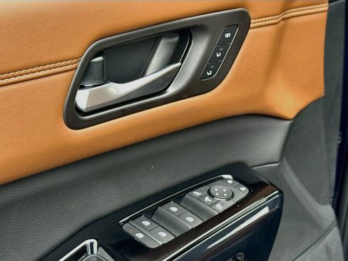 New 2026 Nissan Pathfinder Platinum AWD/4WD image 10