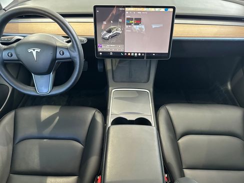 Used 2023 Tesla Model 3 Standard Range RWD image 17