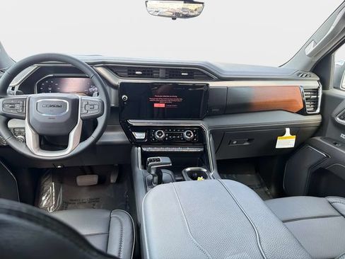New 2026 GMC Sierra 1500 Denali w/ Denali Reserve Package AWD/4WD image 15