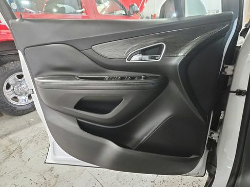 Used 2016 Buick Encore FWD image 16