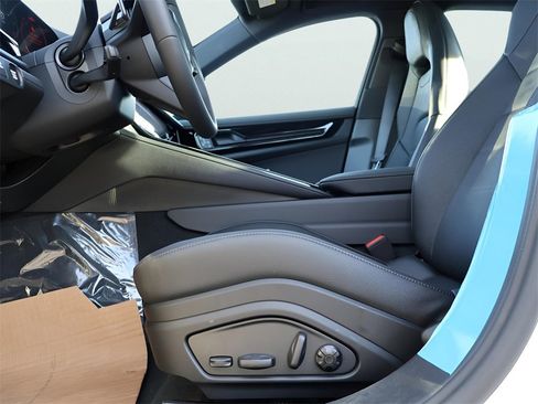 New 2026 Porsche Panamera image 35