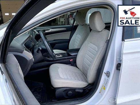 Used 2020 Ford Fusion S image 24