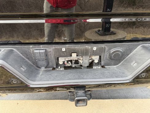 Used 2023 Chevrolet Silverado 1500 LT Trail Boss w/ LT Trail Boss Premium Package image 9