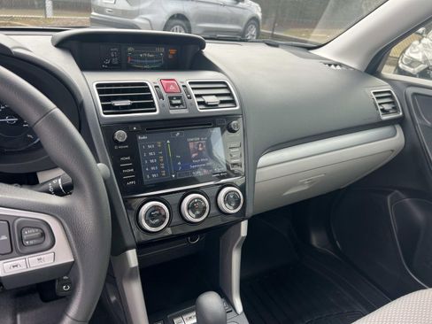 Used 2018 Subaru Forester 2.5i Premium image 29