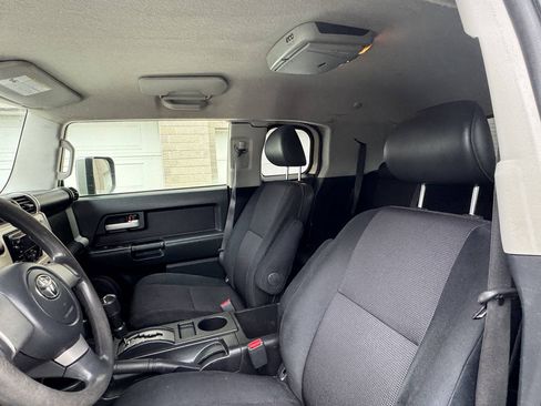 Used 2008 Toyota FJ Cruiser 4WD image 13