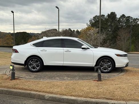 Used 2024 Honda Accord EX-L image 8