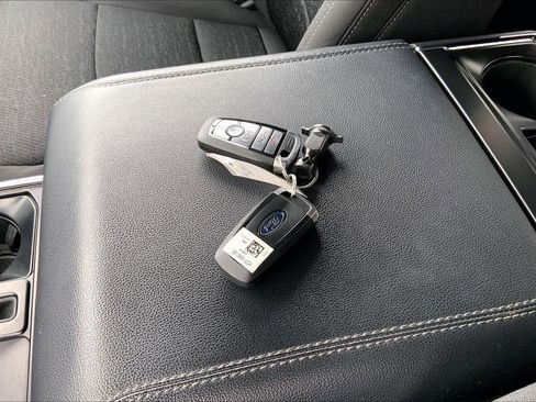 Certified 2023 Ford F150 XLT w/ Equipment Group 302A High image 15