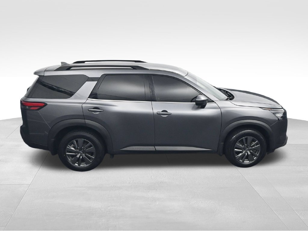 Used 2024 Nissan Pathfinder SV FWD image 47