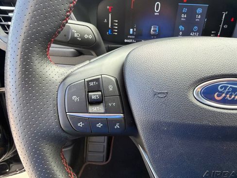 Certified 2023 Ford Escape ST-Line w/ Tech Pack #1 FWD image 19