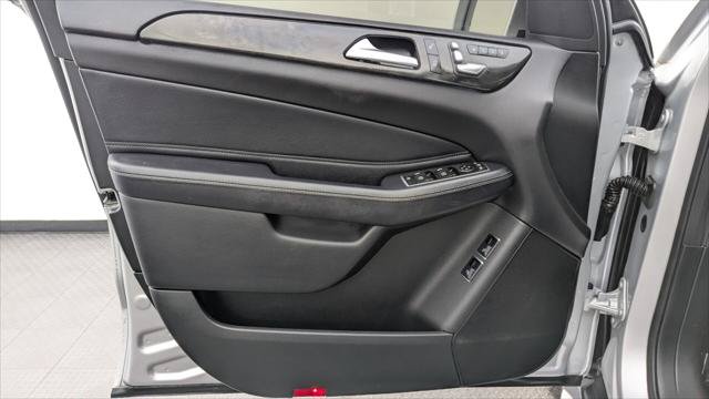 Used 2018 Mercedes-Benz GLS 450 4MATIC w/ Premium Package image 13