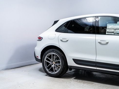 New 2026 Porsche Macan AWD/4WD image 11