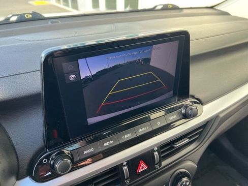 Used 2023 Kia Forte LXS image 14