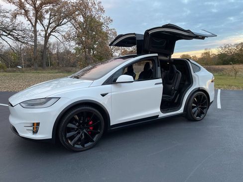 Used 2017 Tesla Model X P100D image 57