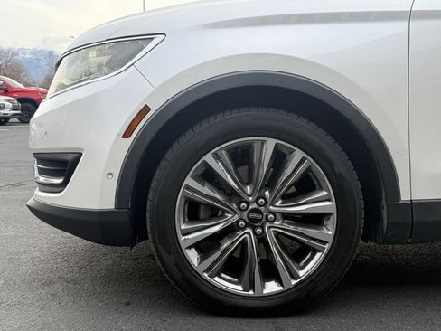 Used 2016 Lincoln MKX Reserve w/ Technology Package image 32