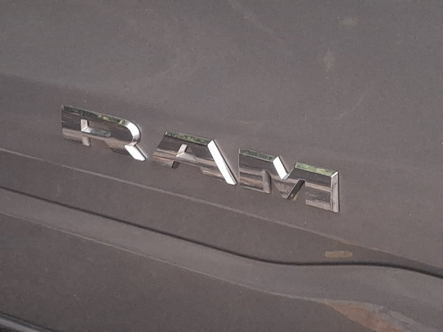 Used 2024 RAM 1500 Laramie AWD/4WD image 5