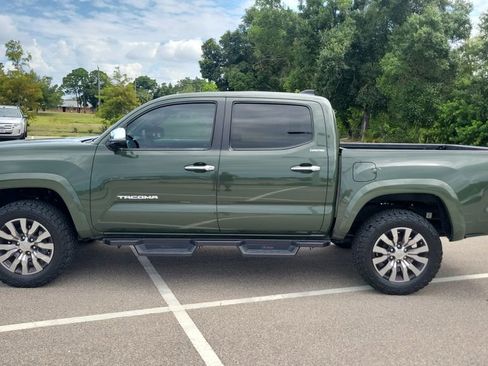 Certified 2022 Toyota Tacoma Limited RWD image 12