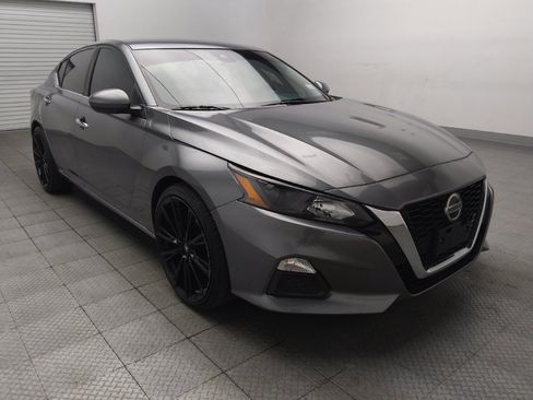 Used 2022 Nissan Altima 2.5 S FWD image 13