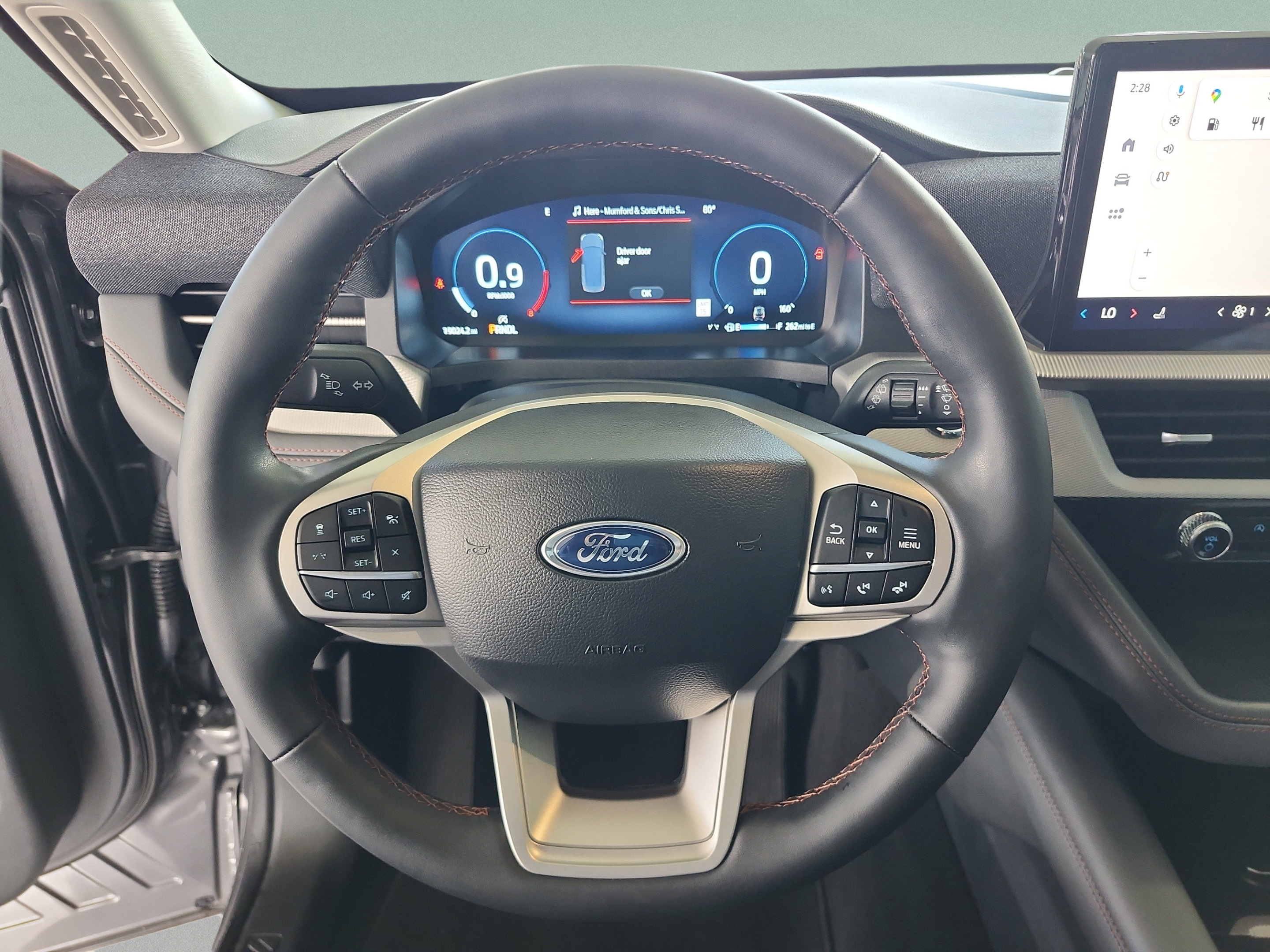 Used 2025 Ford Explorer Active RWD image 10