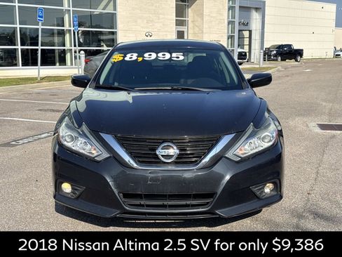 Used 2018 Nissan Altima 2.5 SV image 2