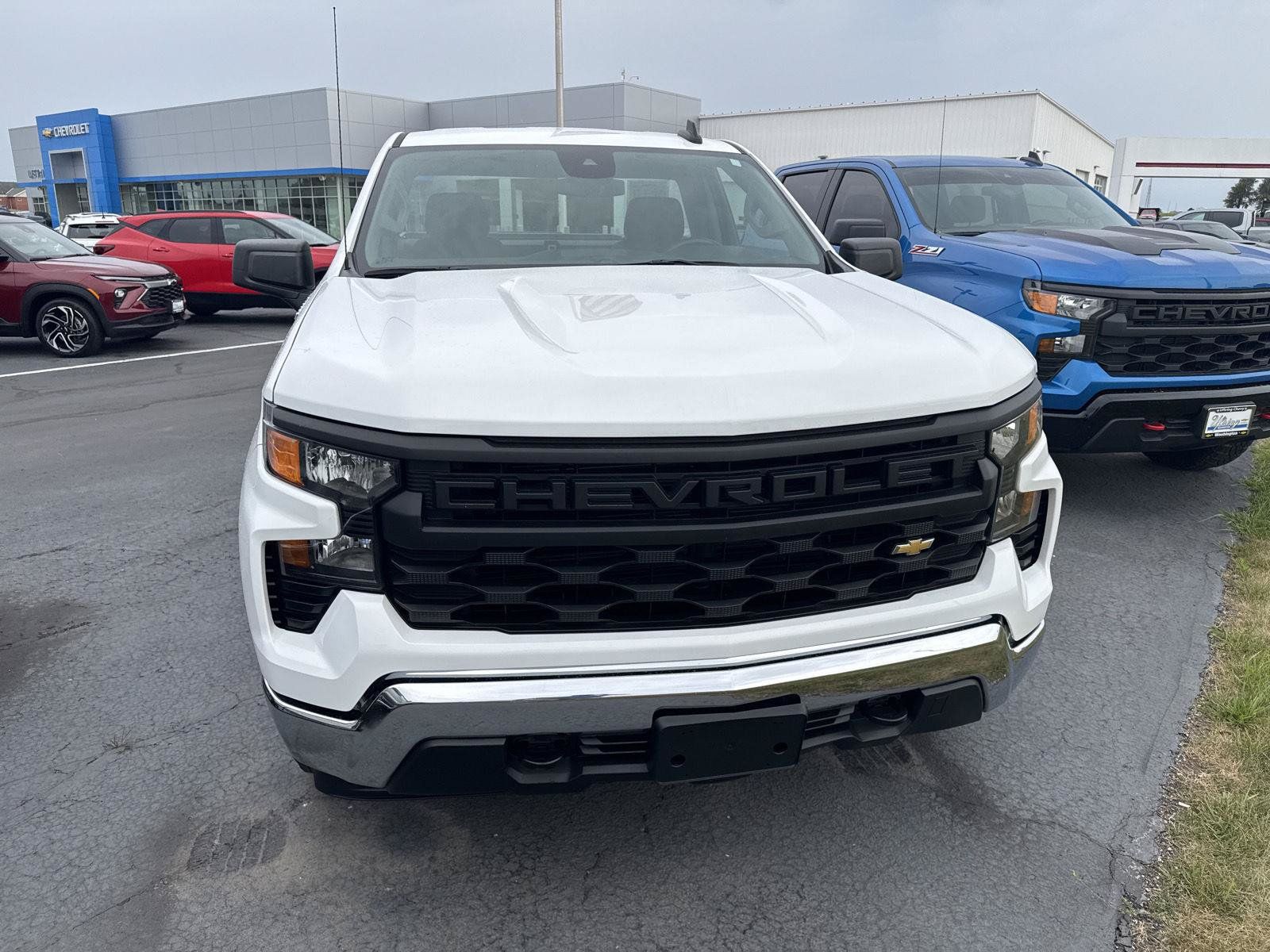 Used 2025 Chevrolet Silverado 1500 W/T RWD image 7