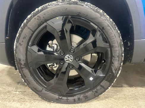 New 2026 Volkswagen Taos SEL AWD/4WD image 21