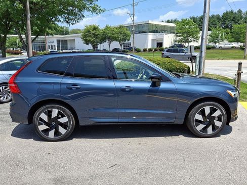 Certified 2024 Volvo XC60 T8 Plus w/ Protection Package Premier AWD/4WD image 7