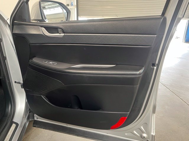 Used 2025 Hyundai Palisade Limited FWD image 12