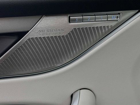 New 2026 Jaguar F-PACE R-Dynamic S image 19