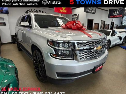 Used 2020 Chevrolet Suburban LT image 1