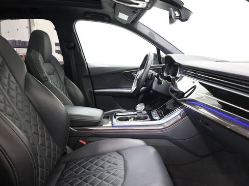 Used 2023 Audi SQ7 Prestige w/ Prestige Package AWD/4WD image 21