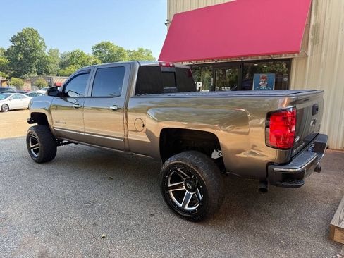 Used 2014 Chevrolet Silverado 1500 LTZ AWD/4WD image 9
